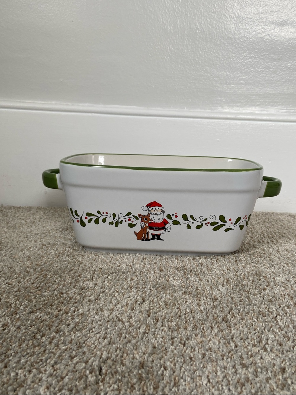 Rudolph the Red-Nosed Reindeer 9"x 5" Ceramic Baking Loaf Bread Pan - Picture 4 of 10